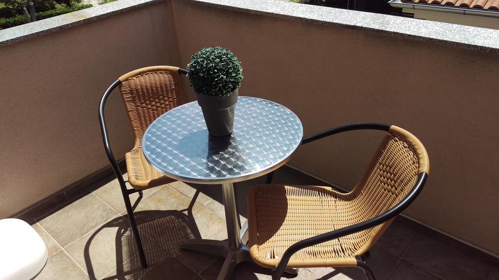 Apartment Casa Eni Drazice Εξωτερικό φωτογραφία