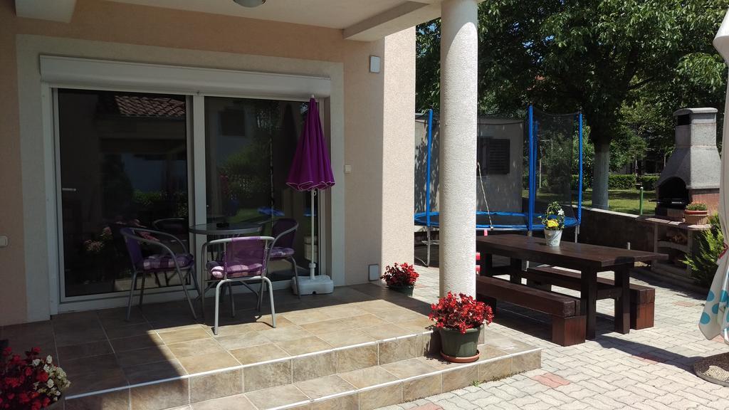 Apartment Casa Eni Drazice Εξωτερικό φωτογραφία